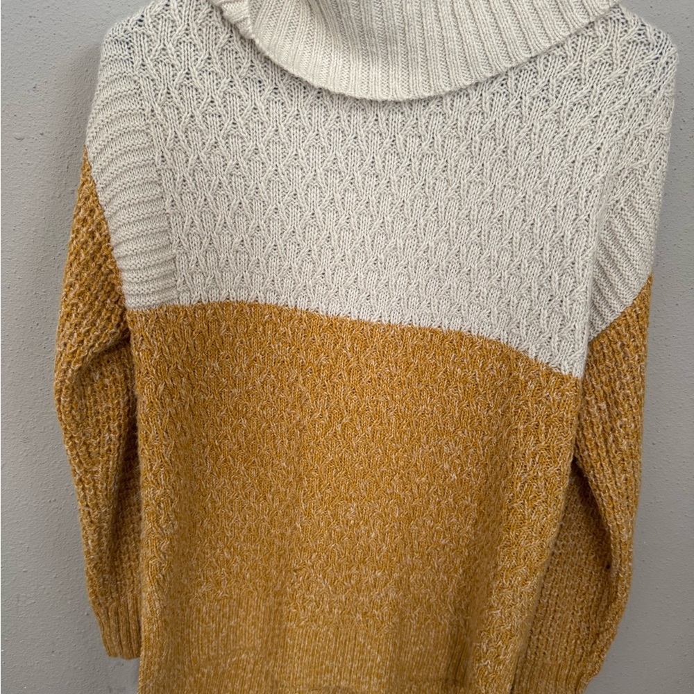 Cozy Two-Tone Sweater - Cream and Tan